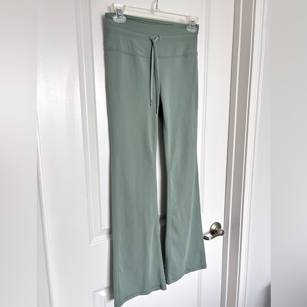 Yogalicious Lux Dianna Flare Leggings 7/8 High Rise Yoga Pants Sage Green Small